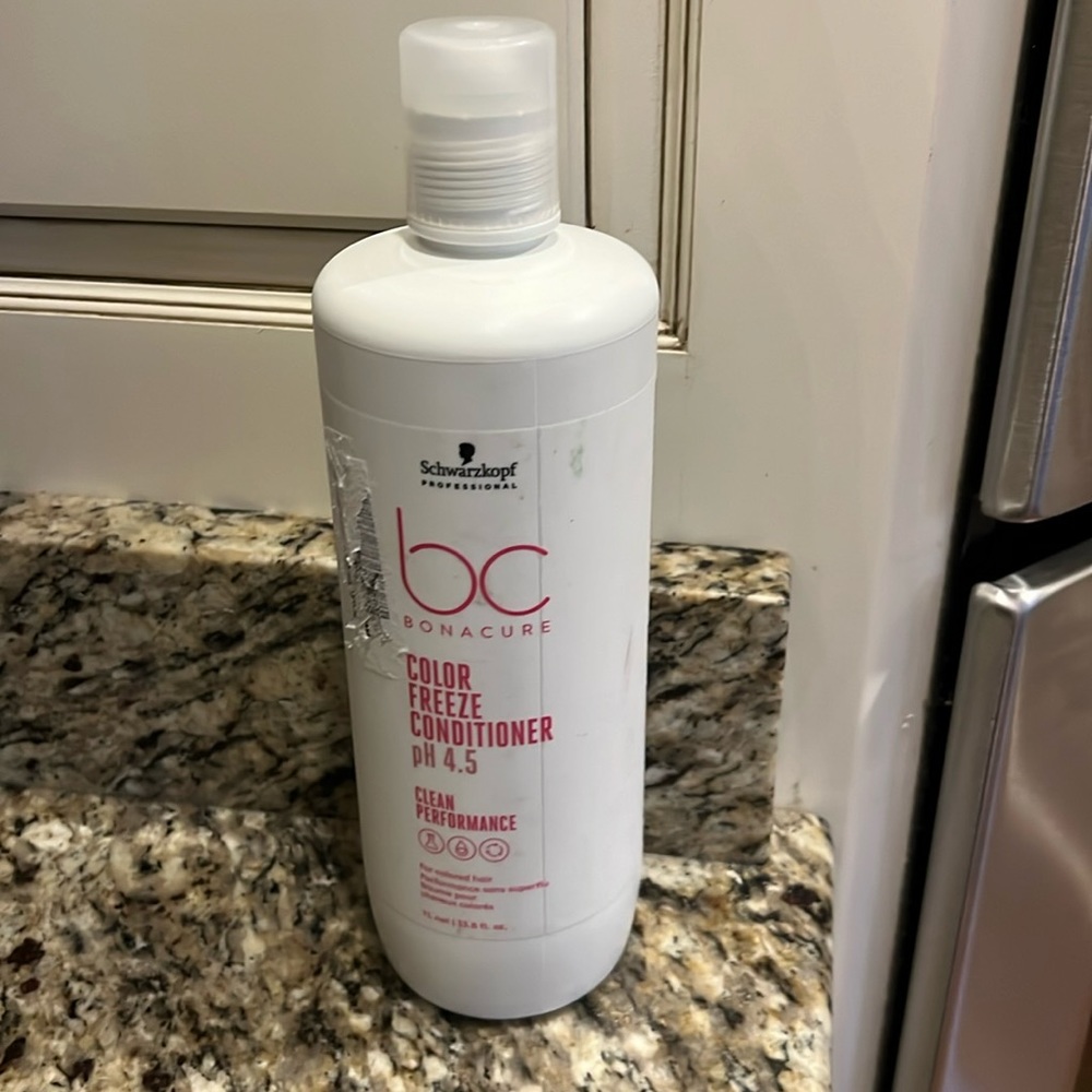 Schwarzkopf bc  Bonacure Color Freeze Conditioner pH 4.5 New